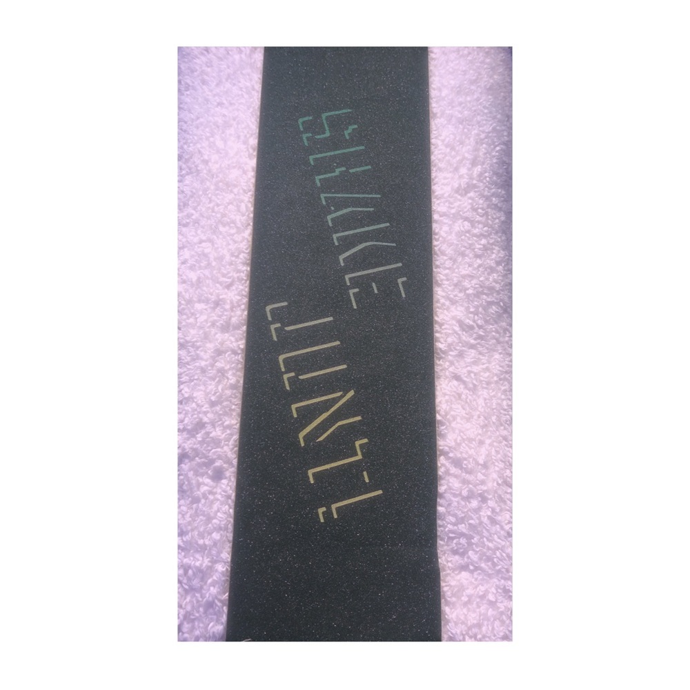 Zumiez Shake Junt Grip Tape